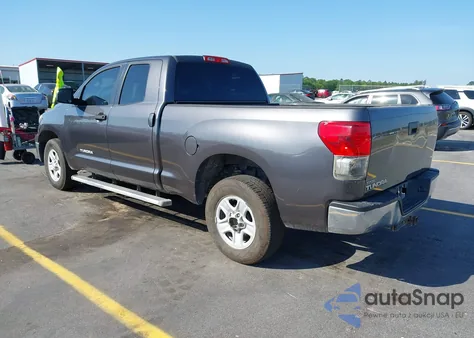 2011 Toyota Tundra Grade 4.6L V8 z USA, uszkodzony, nr VIN 5TFRM5F16BX034267